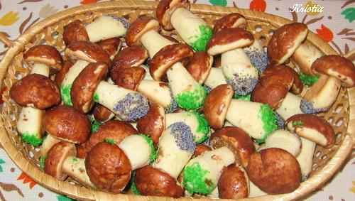 Как приготовить Песочное печенье грибочки рецепт пошагово