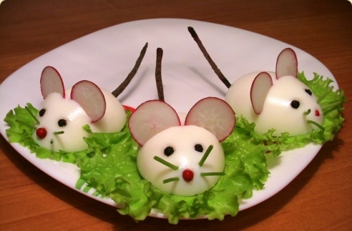 Фаршированные яйца «Крысята»